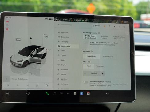 Used 2023 Tesla Model 3 Standard Range RWD image 13