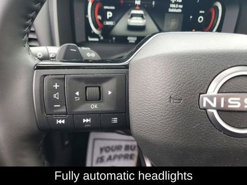 Certified 2025 Nissan Rogue SL w/ SL Premium Package AWD/4WD image 40