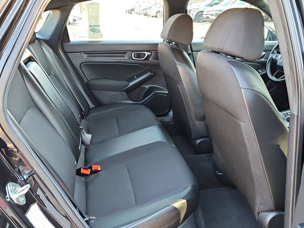 Used 2025 Honda Civic Sport image 30