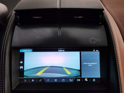 Used 2023 Jaguar F-TYPE R AWD/4WD image 17