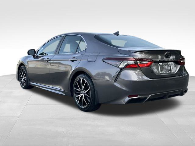 Used 2022 Toyota Camry SE AWD/4WD image 3