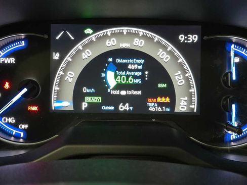 Used 2025 Toyota RAV4 XLE Premium w/ Weather Package AWD/4WD image 29