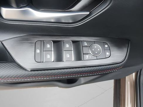 New 2026 Nissan Kicks SR w/ SR Premium Package image 8