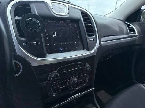 Used 2019 Chrysler 300 Touring w/ Sport Appearance Package AWD/4WD image 15