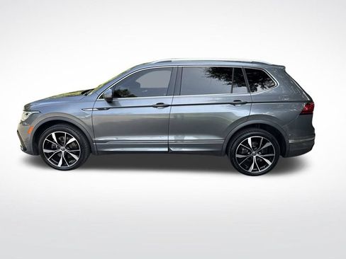 Used 2022 Volkswagen Tiguan SEL R-Line AWD/4WD image 8