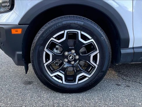 Used 2025 Ford Bronco Sport Outer Banks w/ Outer Banks Tech Package+ image 7