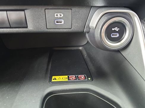 Used 2024 Toyota Grand Highlander XLE image 31