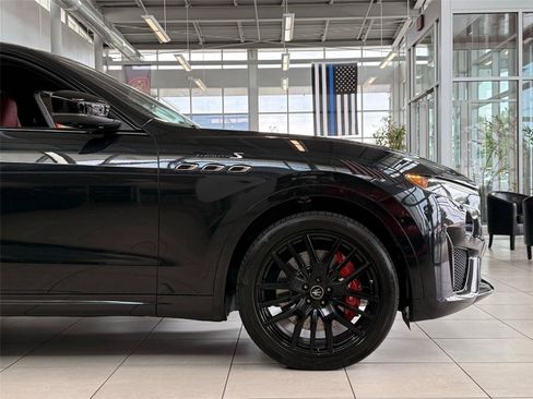 Used 2023 Maserati Levante Modena S AWD/4WD image 16