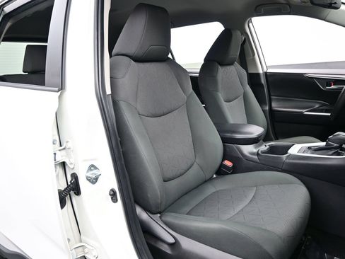 Used 2024 Toyota RAV4 XLE w/ Weather Package AWD/4WD image 14