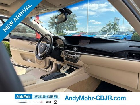 Used 2013 Lexus ES 350 FWD image 27