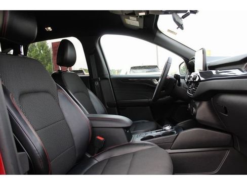 Used 2023 Ford Escape ST-Line w/ Cold Weather Package FWD image 19