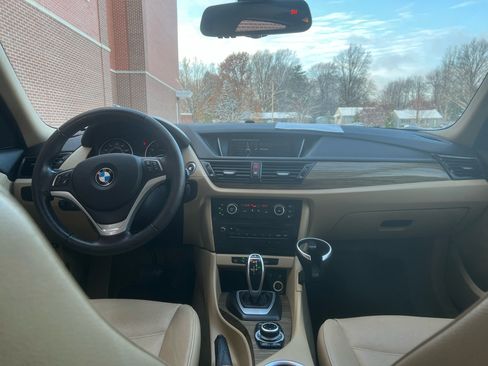 Used 2013 BMW X1 sDrive28i image 22