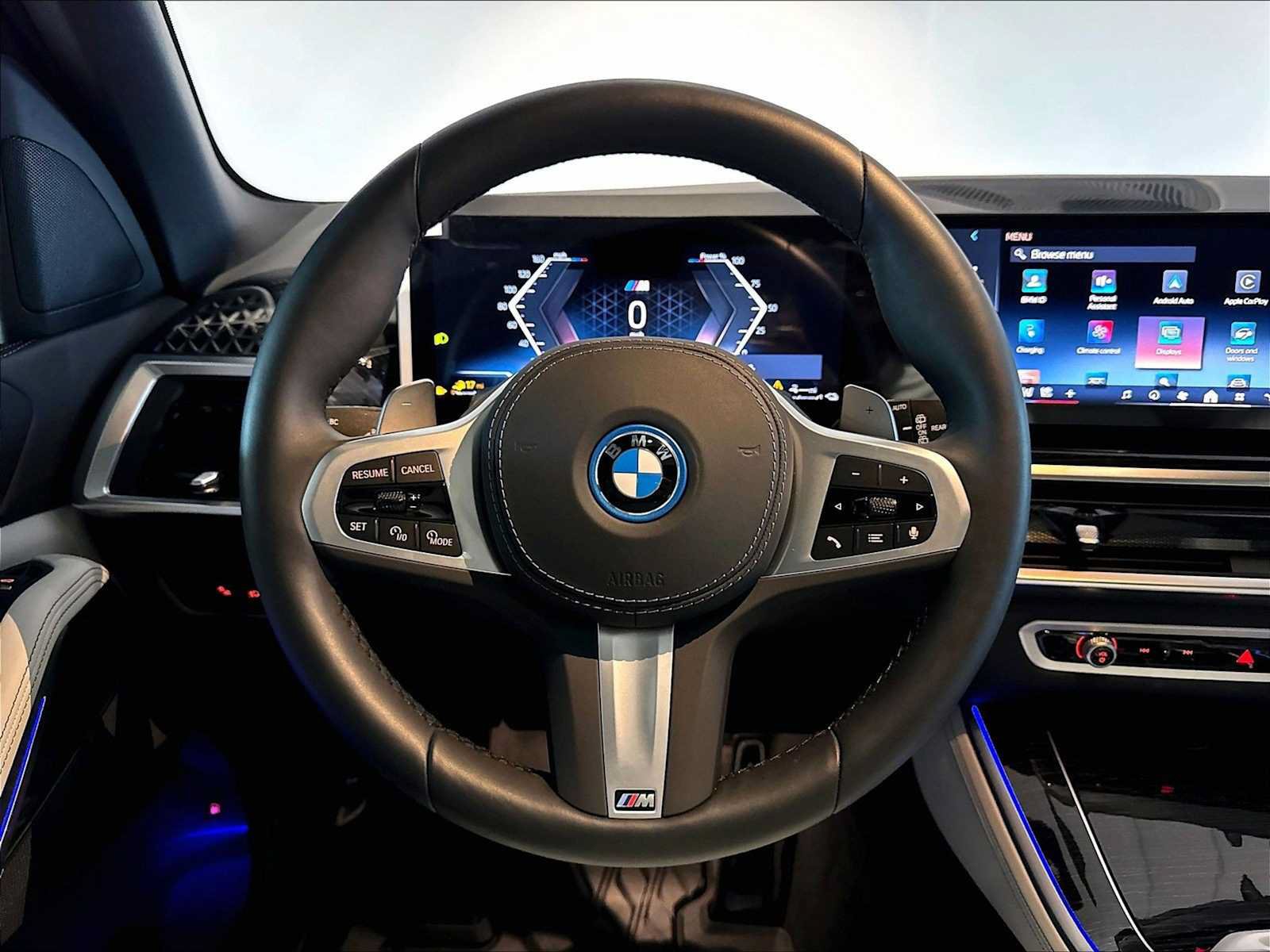 Used 2026 BMW X5 xDrive50e w/ M Sport Package AWD/4WD image 18