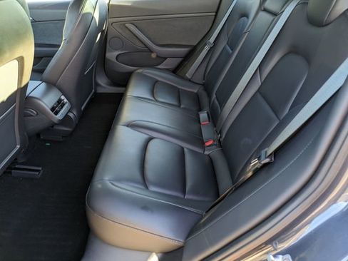 Used 2021 Tesla Model 3 Standard Range Plus image 25