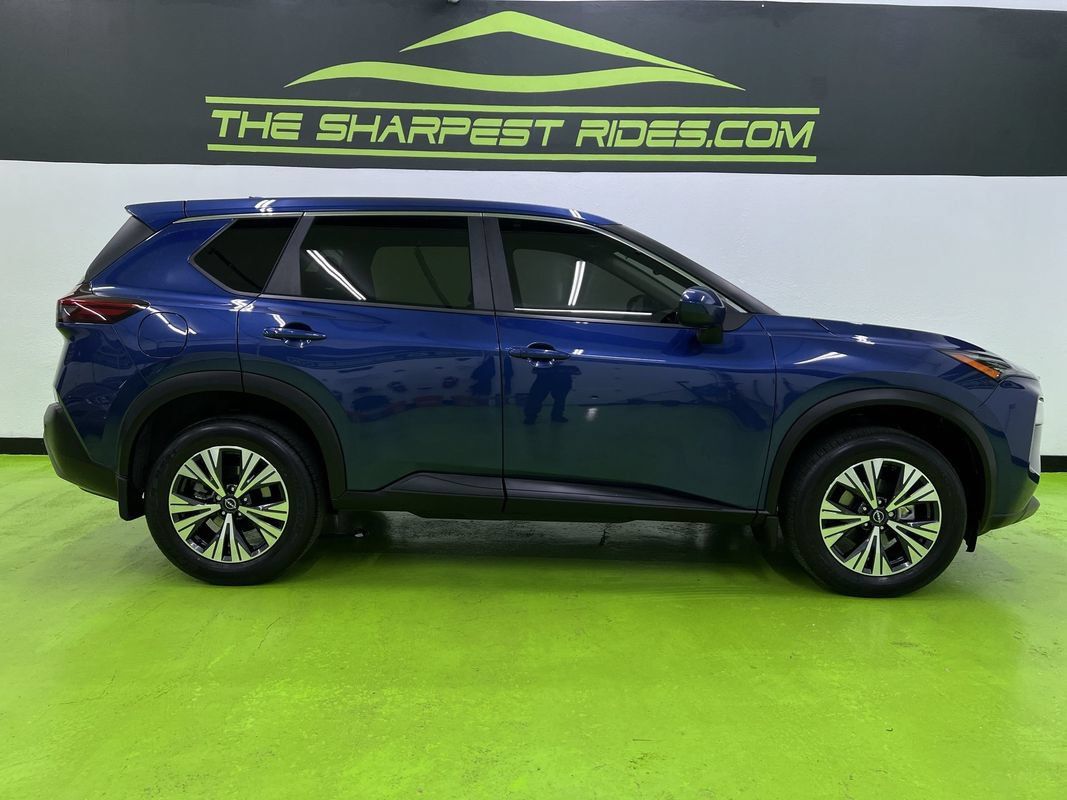 Used 2023 Nissan Rogue SV AWD/4WD image 11