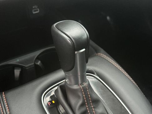 Certified 2025 Honda HR-V Sport image 16