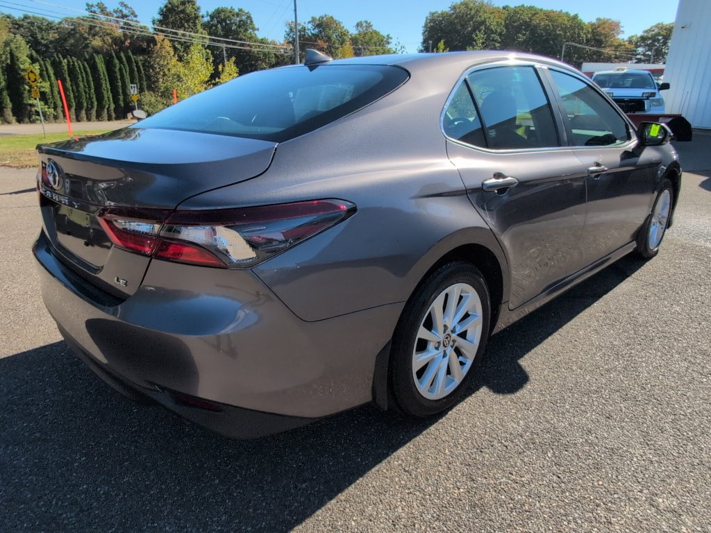 Used 2023 Toyota Camry LE FWD image 7