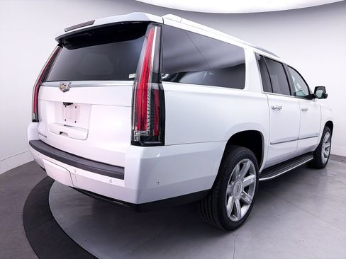 Used 2020 Cadillac Escalade ESV Luxury AWD/4WD image 14