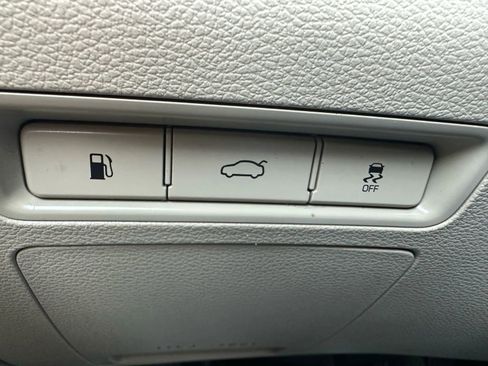 Used 2018 Hyundai Sonata SE w/ Cargo Package image 25