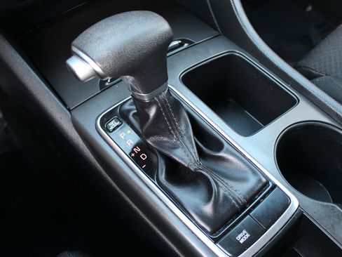 Used 2018 Kia Optima LX image 26