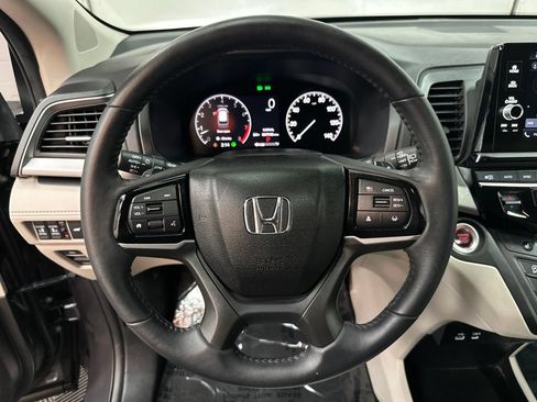 Used 2026 Honda Odyssey EX-L image 13