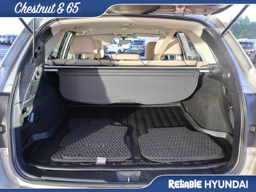 Used 2017 Subaru Outback 3.6R Limited AWD/4WD image 14