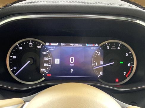 New 2023 Jaguar F-PACE S image 18