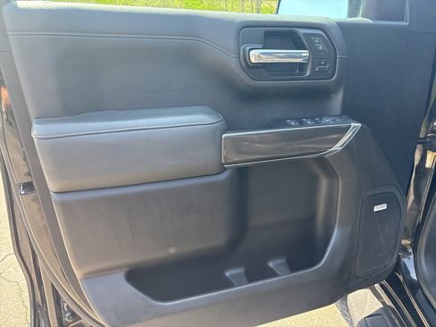 Used 2022 GMC Sierra 1500 AT4 w/ AT4 Premium Package AWD/4WD image 22