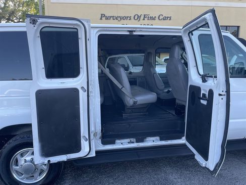 Used 2012 Ford E-350 and Econoline 350 XL w/ PWR Windows & Locks Group image 36