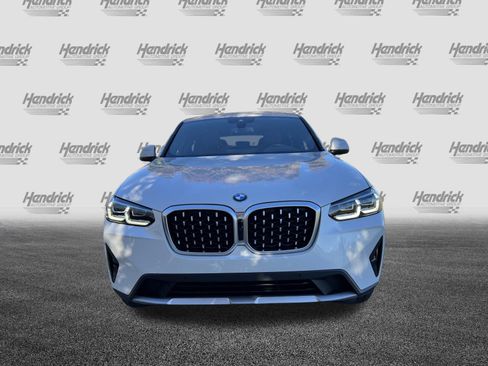 Used 2024 BMW X4 xDrive30i w/ Premium Package image 3