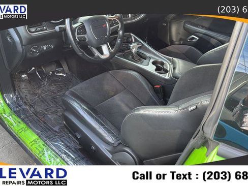 Used 2017 Dodge Challenger GT w/ GT Interior Package image 28