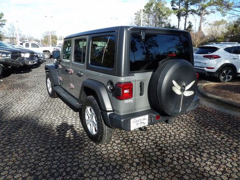 Used 2021 Jeep Wrangler Unlimited Sport image 7