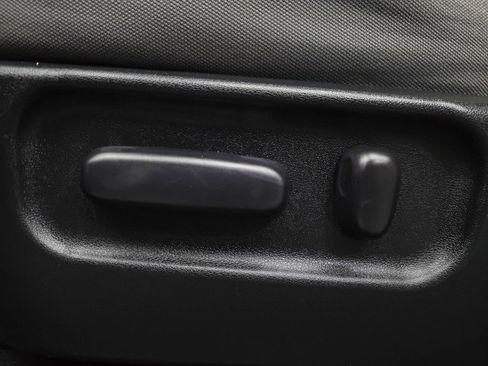 Used 2021 Toyota Tacoma SR5 AWD/4WD image 29