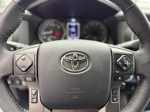 Certified 2023 Toyota Tacoma TRD Off-Road w/ Technology Package AWD/4WD image 34