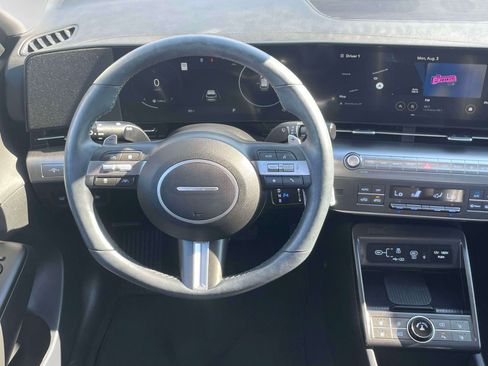 Used 2024 Hyundai Kona Limited AWD/4WD image 13