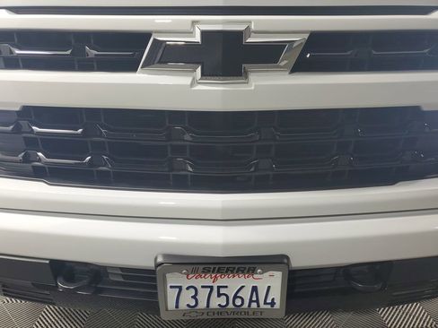 Used 2024 Chevrolet Silverado 1500 RST AWD/4WD image 10