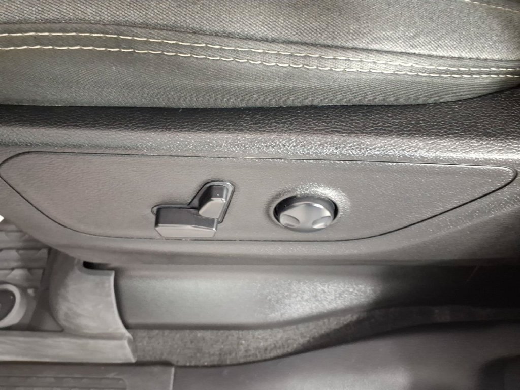 Used 2024 RAM 1500 Big Horn AWD/4WD image 14