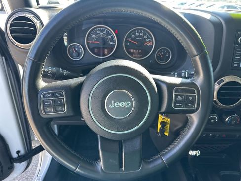 Used 2017 Jeep Wrangler 75th Anniversary image 13