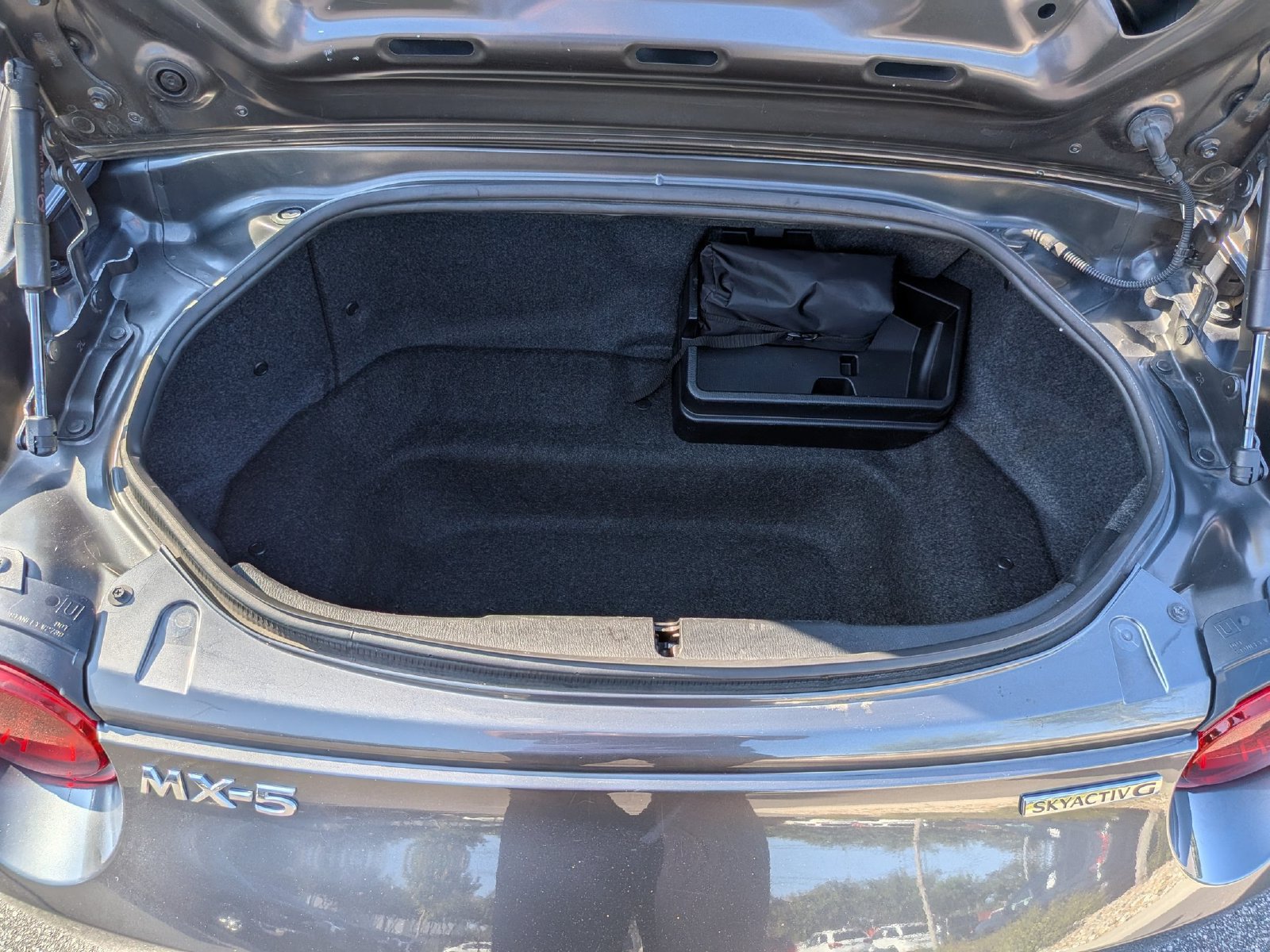 Used 2023 MAZDA MX-5 Miata Grand Touring RWD image 26