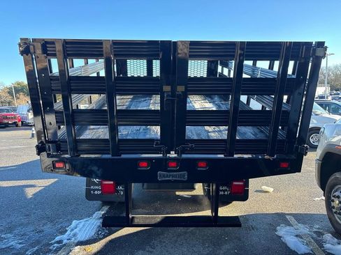 New 2025 GMC Sierra 3500 Pro w/ Convenience Package image 3