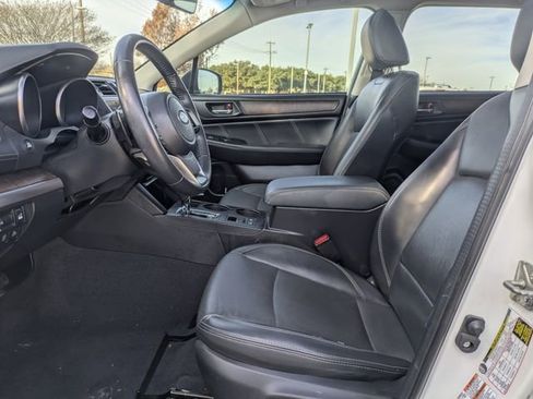 Used 2019 Subaru Outback 3.6R Limited image 26