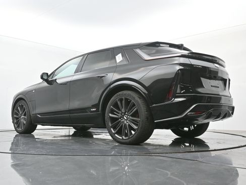 New 2026 Cadillac Lyriq V w/ LPO, Floor Liner Package image 17