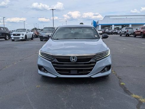 Used 2022 Honda Accord Sport image 8