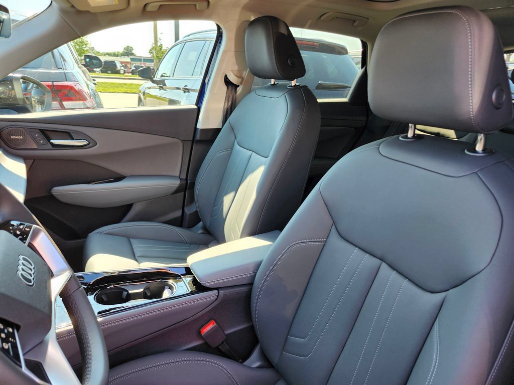 New 2026 Audi Q3 quattro 2.0T AWD/4WD image 10
