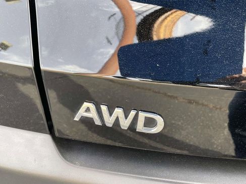 Used 2023 INFINITI QX55 Essential image 9