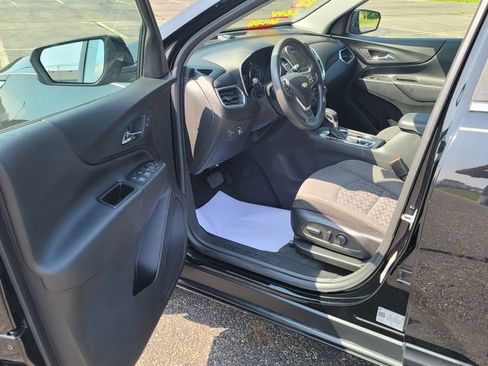 Used 2022 Chevrolet Equinox LT FWD image 18