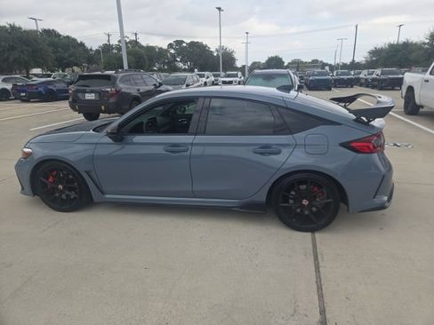 Used 2025 Honda Civic Type R image 5
