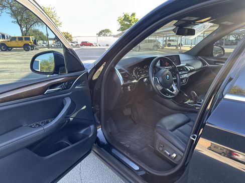 Used 2019 BMW X3 sDrive30i w/ Premium Package image 9
