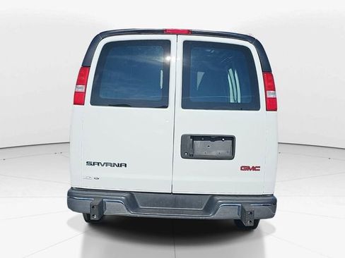 Used 2024 GMC Savana 2500 Work Van w/ Driver Convenience Package image 5