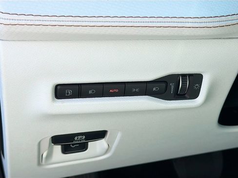 New 2026 Jeep Cherokee Overland w/ Advanced Pro Tech Group AWD/4WD image 15